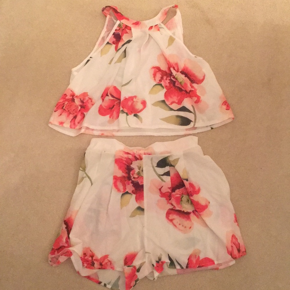 Romper - Picture 2 of 2